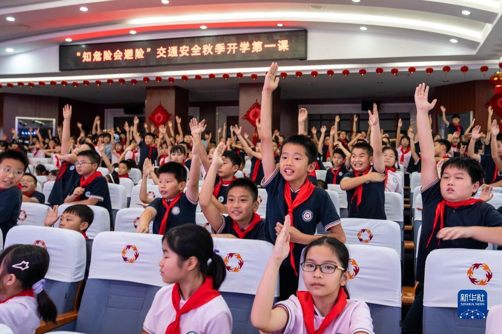 集结号游戏充值中心